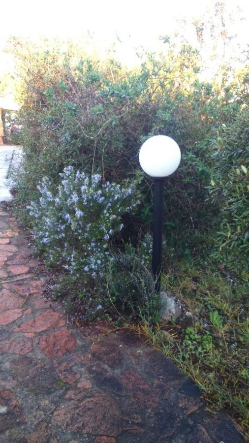 B&B Domus Oriens - Monolocale Indipendente In Villa Portoscuso Εξωτερικό φωτογραφία