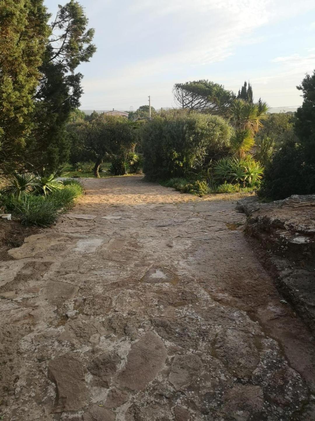 B&B Domus Oriens - Monolocale Indipendente In Villa Portoscuso Εξωτερικό φωτογραφία